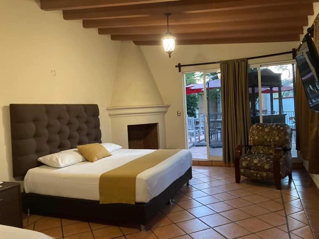 Hotel Maria Emilia Cuernavaca Amatitlán 外观 照片